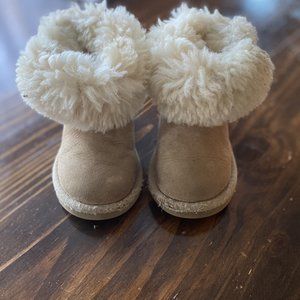 Tan Ugg Bailey Button Boots Toddler size 6